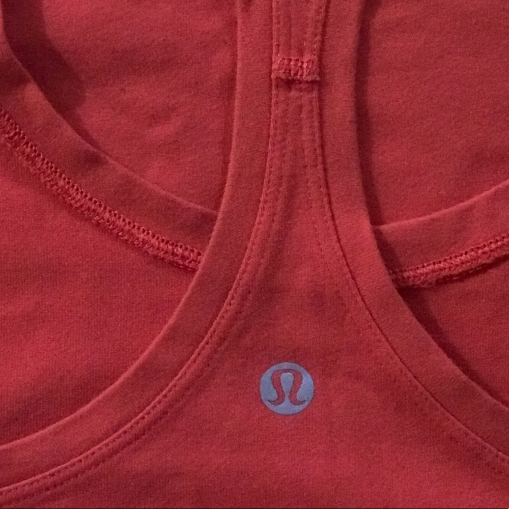 Tank tops - Picture 4 of 4